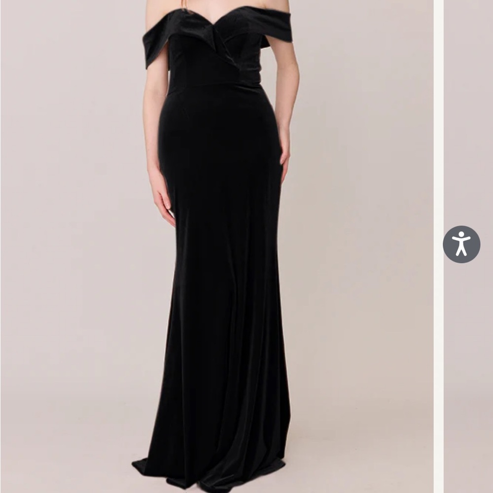Revelry Black Sleeveless Off-Shoulder Gown